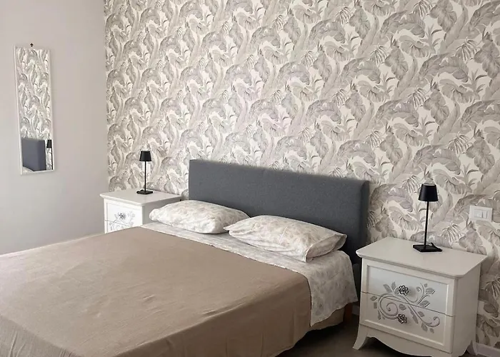 La Perla Aparthotel *